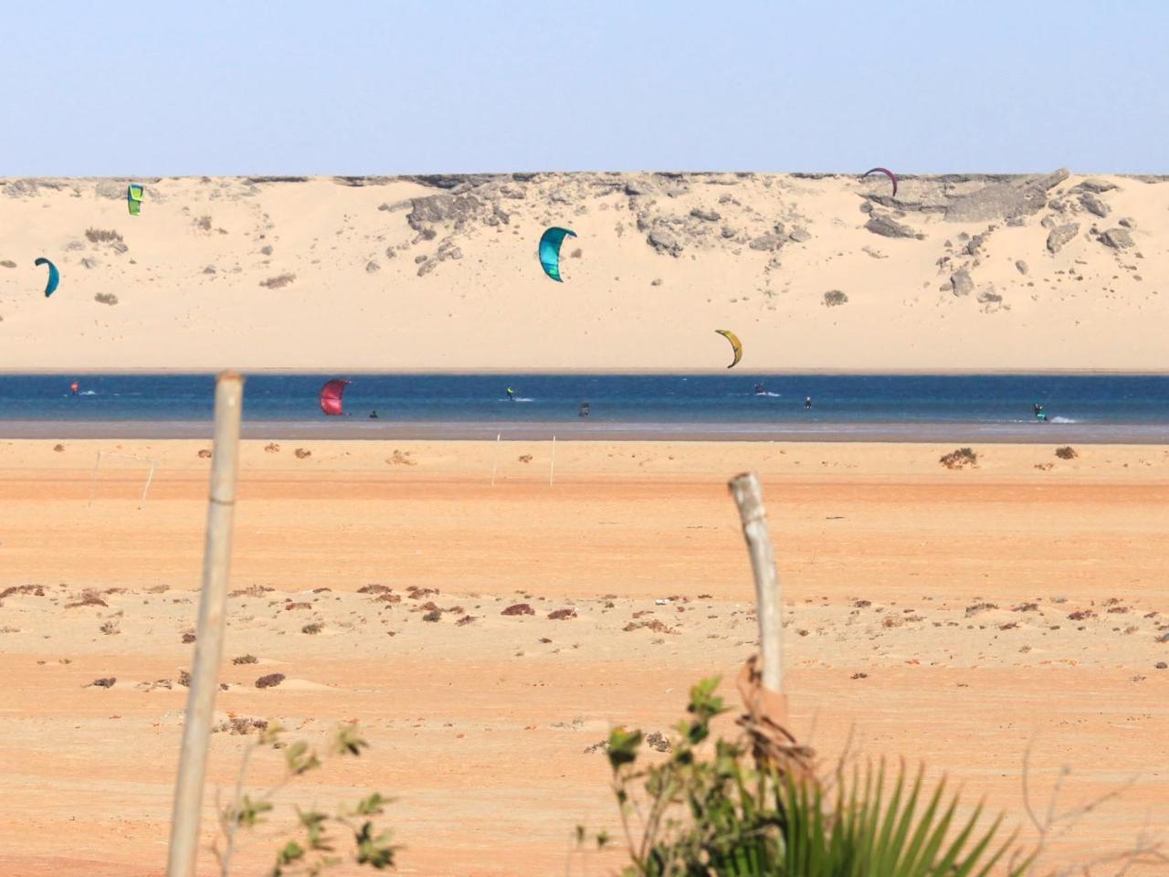 Dakhla Kitesurf World Hotel Bagian luar foto